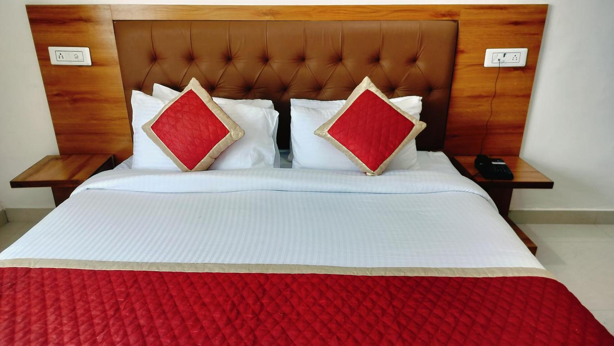Hotel Binwa View Baijnāth Eksteriør billede